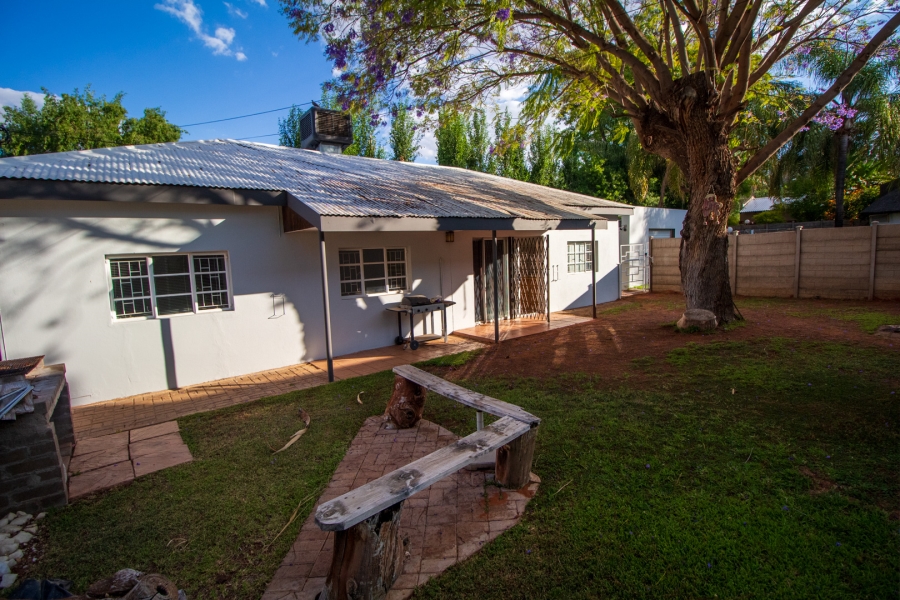 5 Bedroom Property for Sale in Middelpos Northern Cape